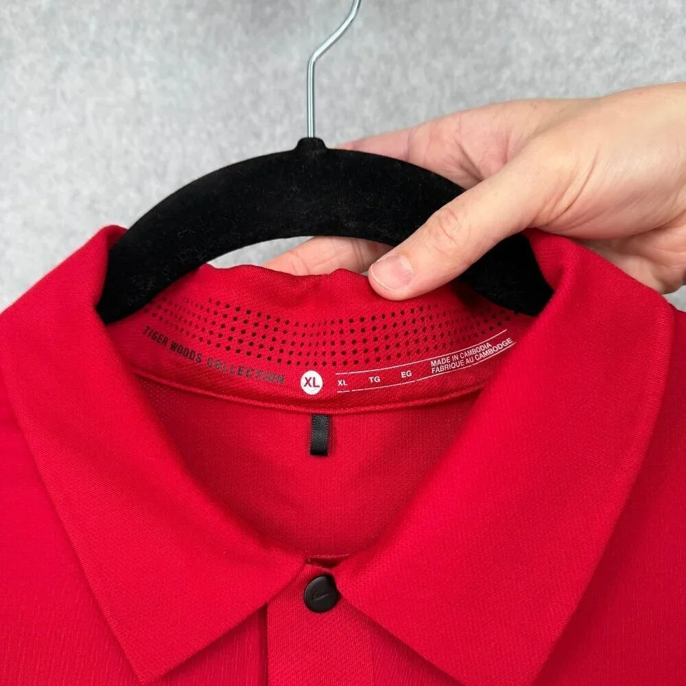Nike Mens Trajectory Golf Polo Shirt Size XL Tiger Woods Collection Red Sunday